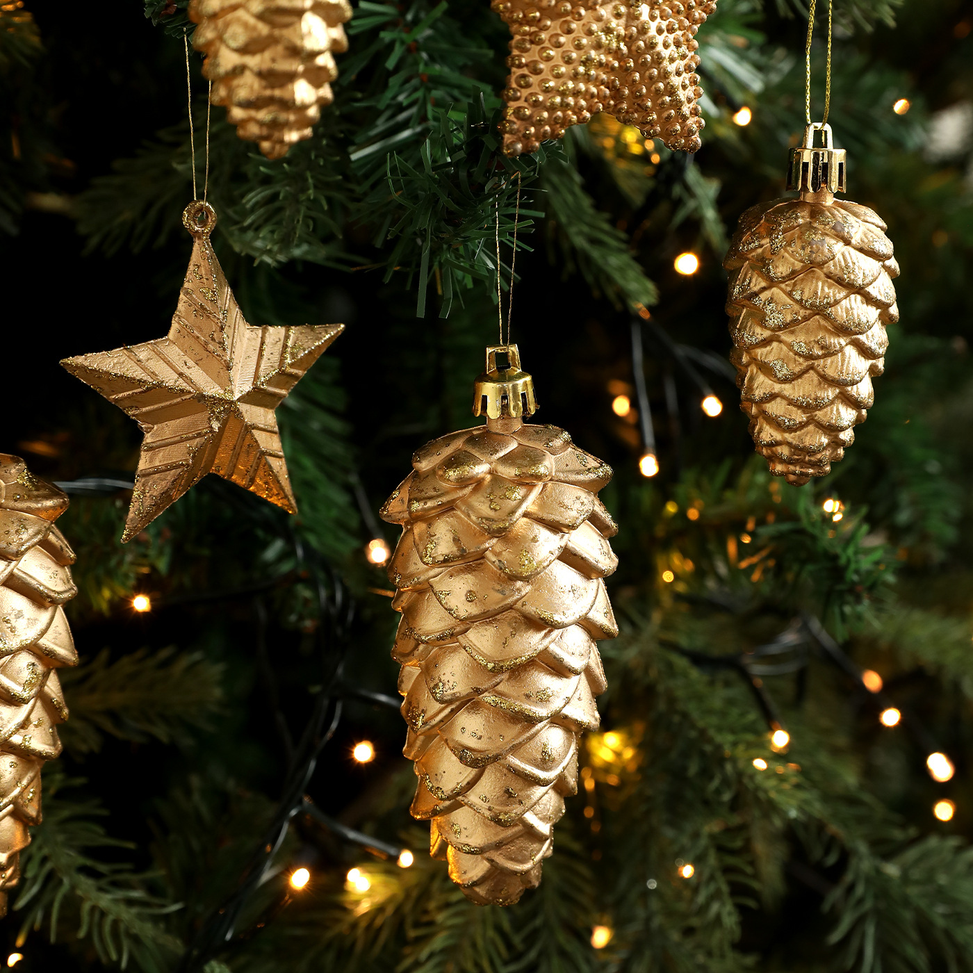 Hanging Christmas Ornaments  G - Home Improvement Store บทวิจารณ์และราคา